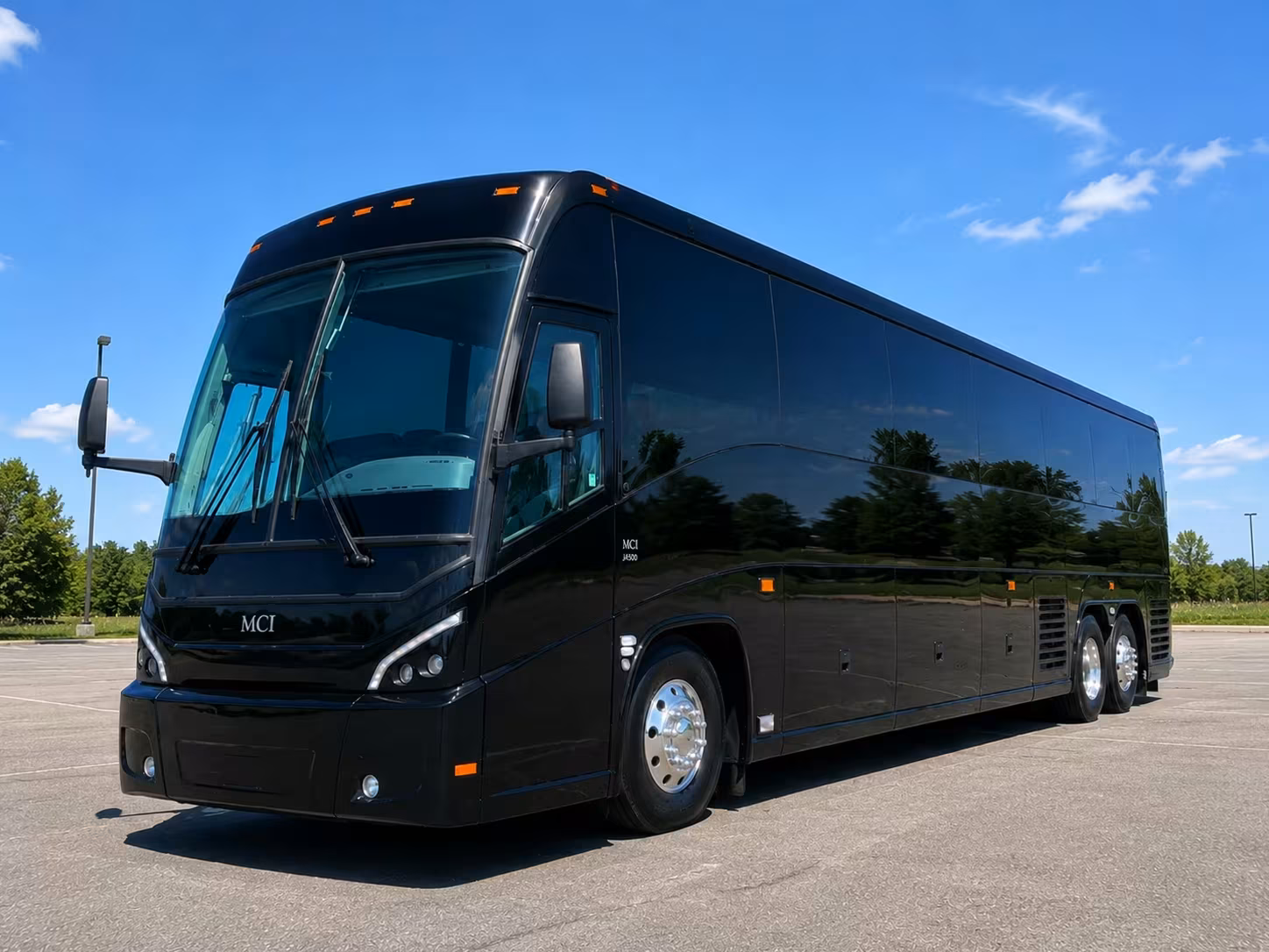 lynchburg fan shuttles to williams stadium and liberty arena
